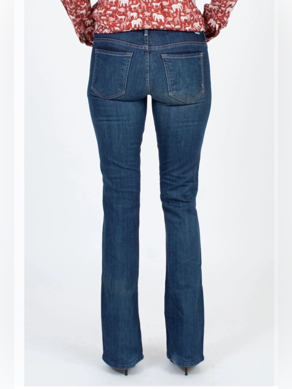 MOTHER JEANS THE DAYDREAMER FLARED JEANS SIZE 27 SNAKE EYES COLOR